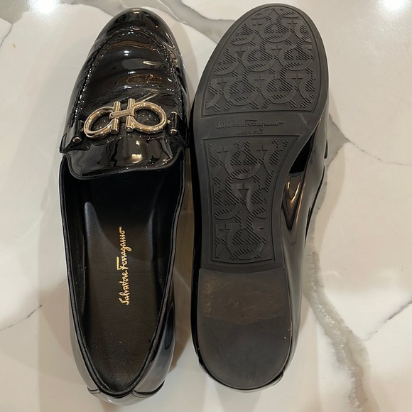 Salvatore Ferragamo Trifoglio Bit Leather size 8 - Picture 2 of 5